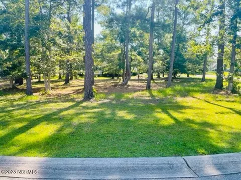 323 River Wynd Dr, Shallotte, NC 28470