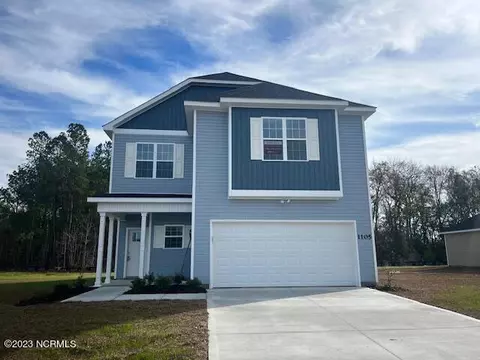 1105 Carteret Manor Dr, Jacksonville, NC 28546