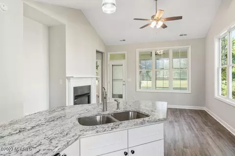 132 Azalea Dr, Hampstead, NC 28443 photo 7