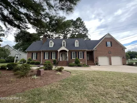 900 Rollingwood Dr NW, Wilson, NC 27896