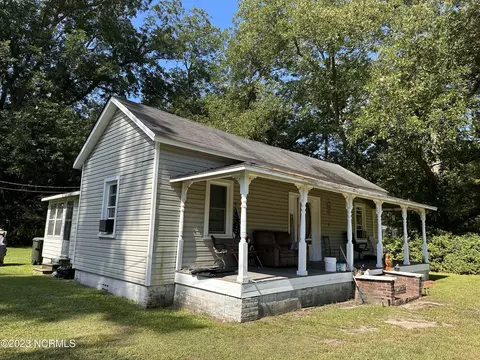 3232 E Great Marsh Church Rd, Saint Pauls, NC 28384