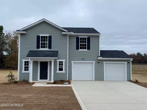 397 Walters Run Dr, Raeford, NC 28376
