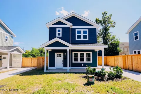 1206 Glenn St, Wilmington, NC 28401