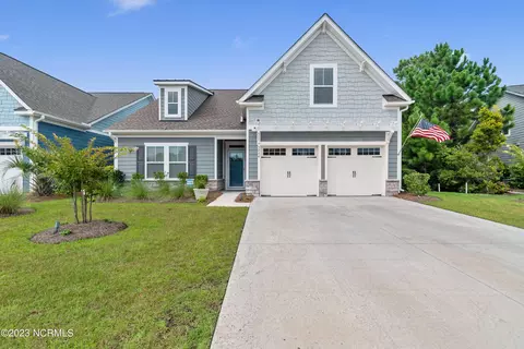 3240 Inland Cove Dr, Southport, NC 28461