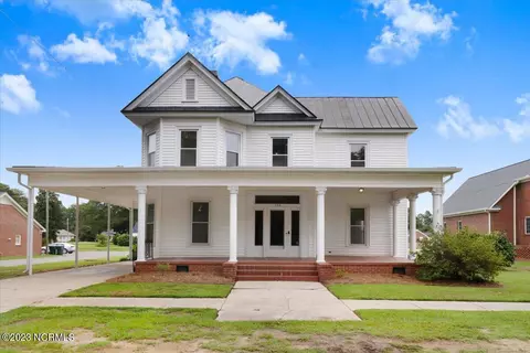 104 N Vance St, Fremont, NC 27830