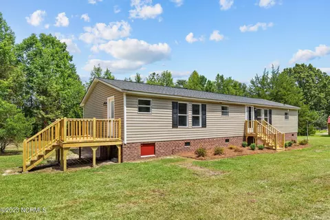 5782 Freuler Dr, Ayden, NC 28513 photo 3