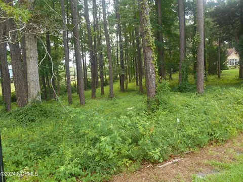 6491 Walden Pond Ln, Southport, NC 28461