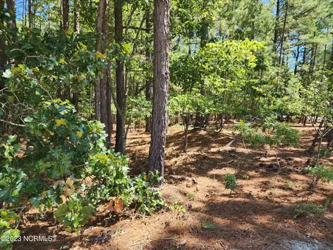 2308 Winsford Cir, West End, NC 27376