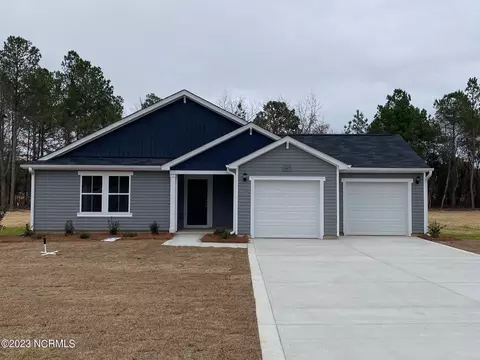 347 Walters Run Dr, Raeford, NC 28376