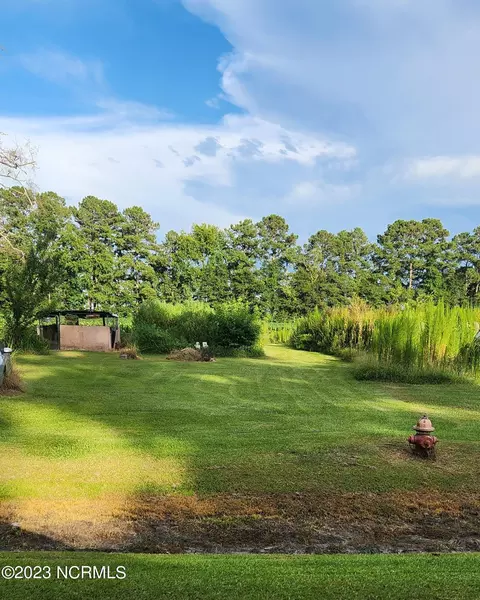 5979 Acorn Rd, Grifton, NC 28530