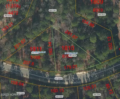 22 Ridgeland St, Pinehurst, NC 28374