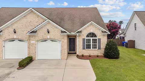 1624 Brook Hollow Dr #B, Greenville, NC 27834