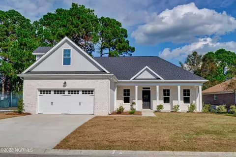 1018 Potomac Dr, Wilmington, NC 28411
