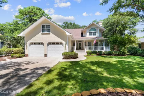 3322 Sawgrass Cir SE, Southport, NC 28461