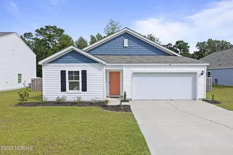 403 High Ridge Ct, Sneads Ferry, NC 28460