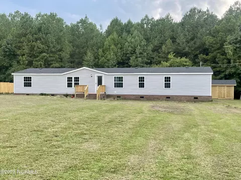 1095 Wynn Ln, Williamston, NC 27892