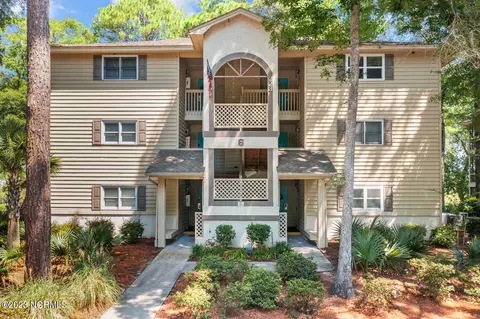 223 Clubhouse Rd # 606, Sunset Beach, NC 28468