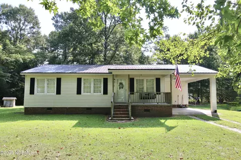 312 Shirley Farm Rd, Pinetown, NC 27865