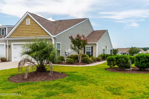 1049 Chadsey Lake Dr, Carolina Shores, NC 28467