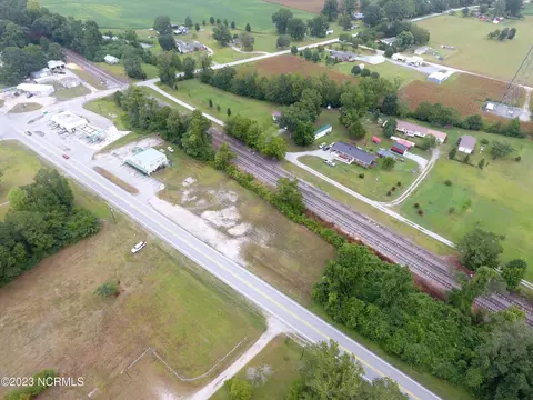 6 N Us 17 Hwy, Ernul, NC 28527