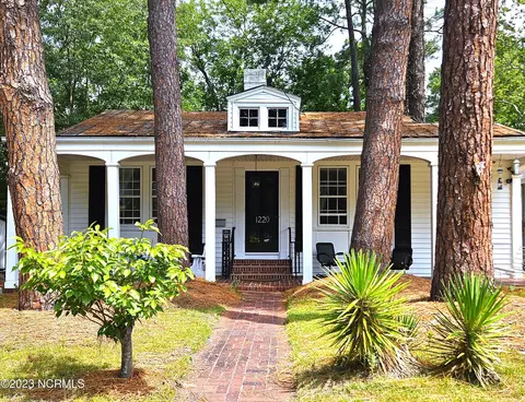 1220 Beal St, Rocky Mount, NC 27804