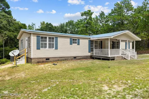 151 Patton Rd, West End, NC 27376 photo 3