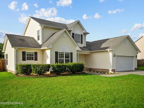 108 Mandy Ln, Hubert, NC 28539 photo 2