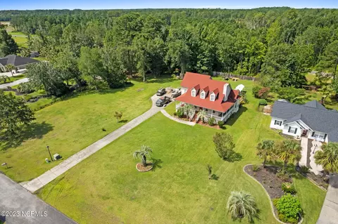 41 Maree Ct SW, Ocean Isle Beach, NC 28469
