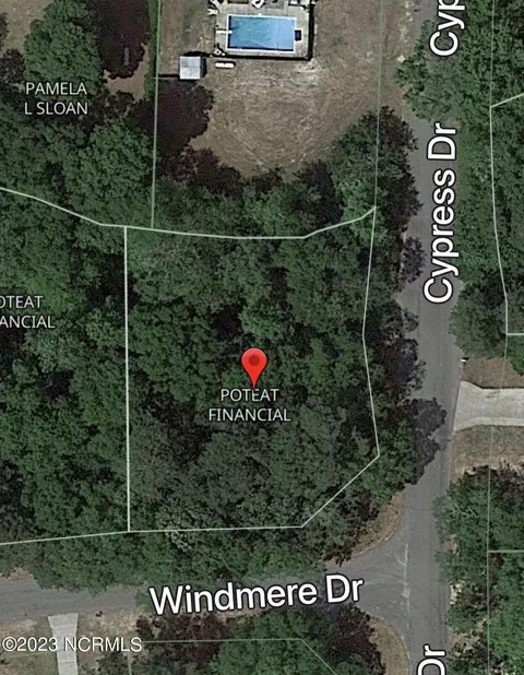1 Bl B Windmere Dr, Laurinburg, NC 28352