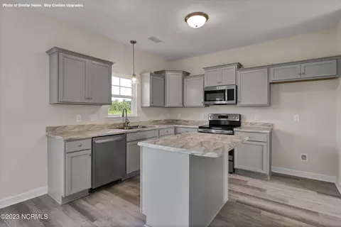 706 W Warner Ct, Hubert, NC 28539 photo 13