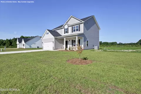 706 W Warner Ct, Hubert, NC 28539 photo 2