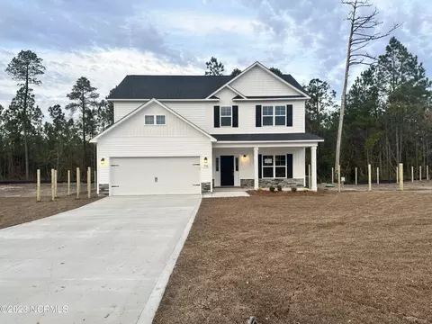 706 W Warner Ct, Hubert, NC 28539 photo 1