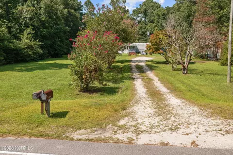 2100 Dawson Cabin Rd, Jacksonville, NC 28540