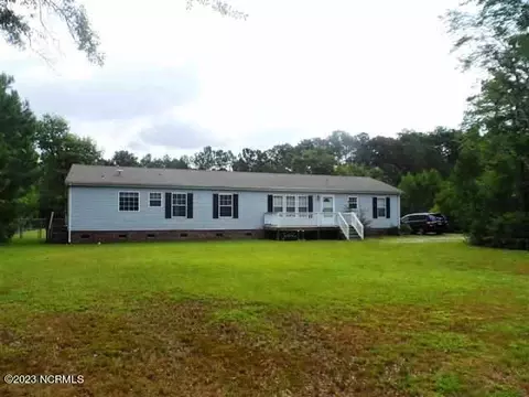 107 Madelyn Dr, Richlands, NC 28574