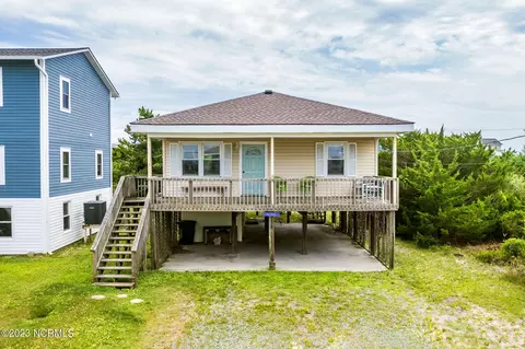 1113 Channel Blvd, Topsail Beach, NC 28445