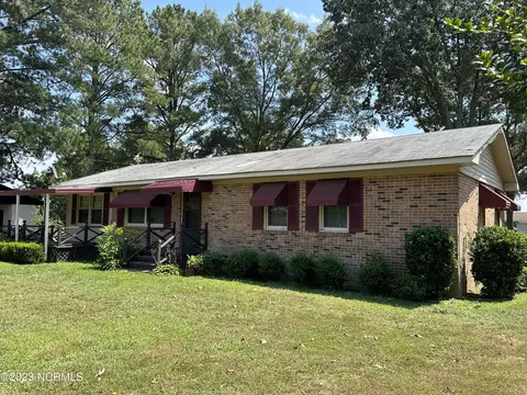 8055 Lassiter St, Battleboro, NC 27809