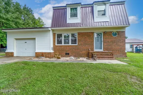 808 Old Okisko Rd, Elizabeth City, NC 27909