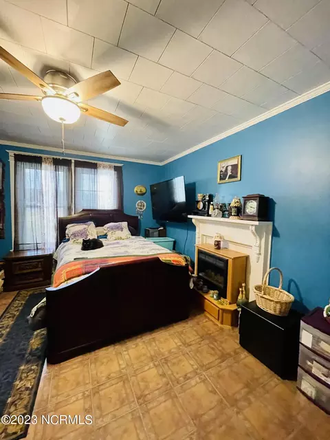 Bedroom - 6741 Fire Dept Rd, Williamston, NC 27892 photo 6 of 10