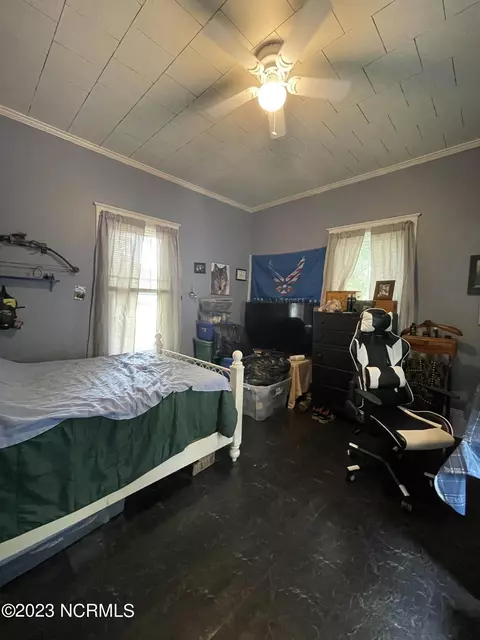 Bedroom - 6741 Fire Dept Rd, Williamston, NC 27892 photo 2 of 10
