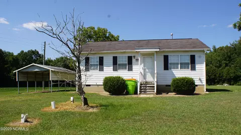 445 Delmar Rd, Enfield, NC 27823