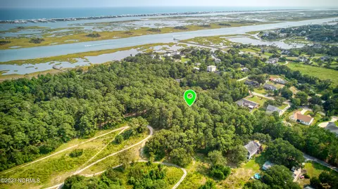 212 Cole Dr, Hampstead, NC 28443