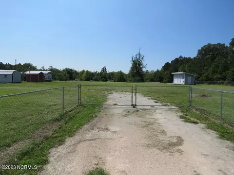 10662 7 Creeks Hwy, Nakina, NC 28455