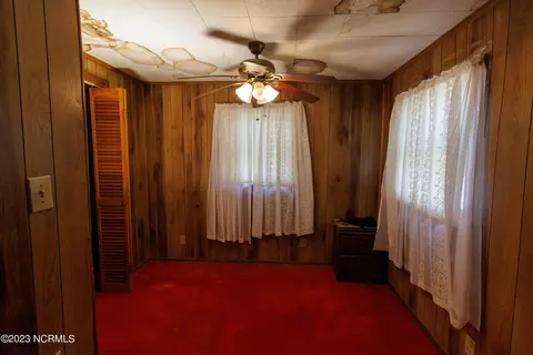 130 E Gale St, Edenton, NC 27932 photo 3