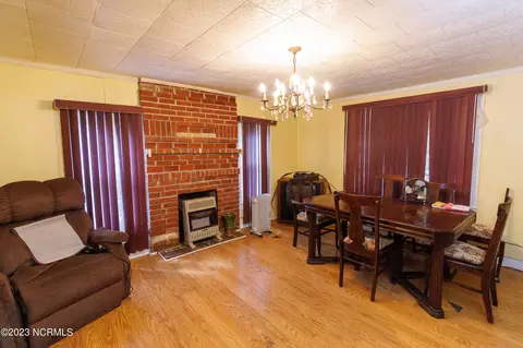 130 E Gale St, Edenton, NC 27932 photo 5
