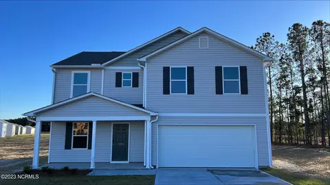 2205 Carriage Dr, Kinston, NC 28504