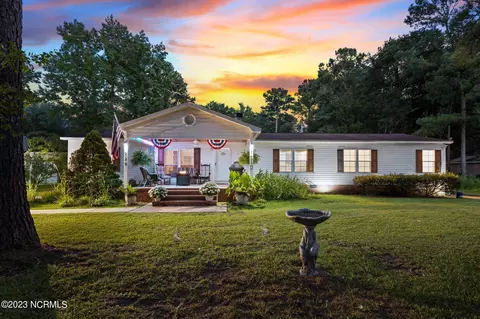 220 Kings Chase, Newport, NC 28570