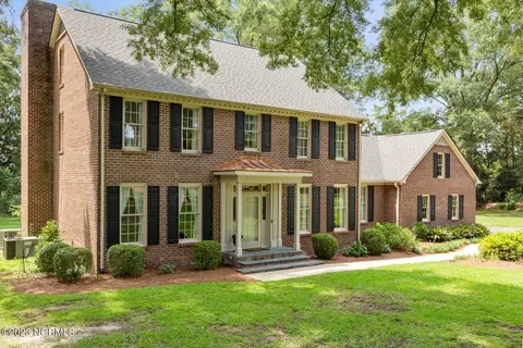 3405 Timberlake Ct, Kinston, NC 28504