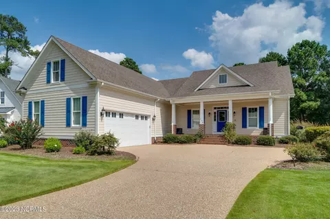 136 Falls Landing Way, Wallace, NC 28466