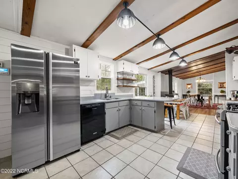 390 Peanut Rd, Hampstead, NC 28443 photo 12