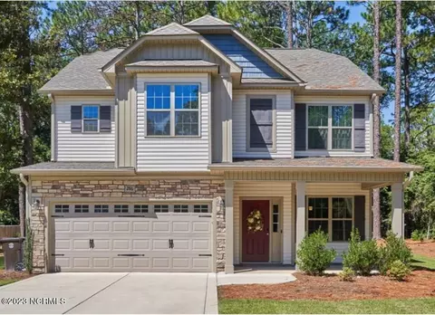 286 Shepherd Trl, Aberdeen, NC 28315